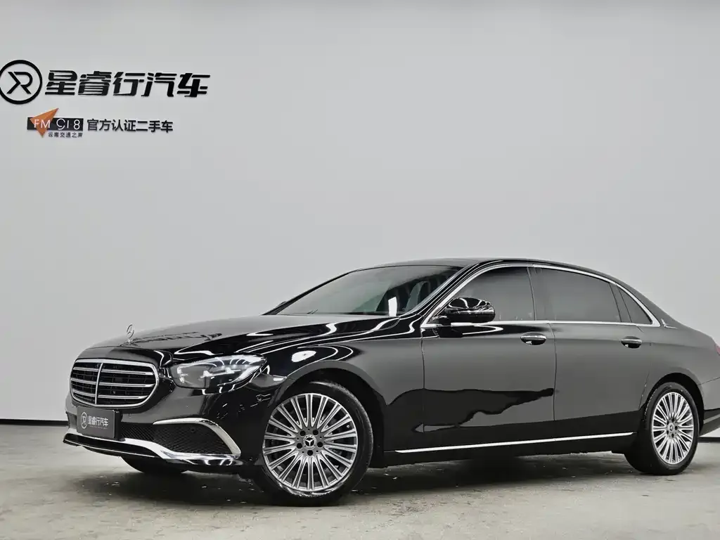 Mercedes-Benz E-Class — фото 1