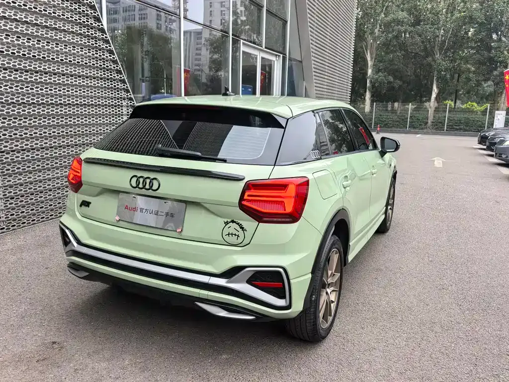 Audi Q2L 2024 из CN, фото 4