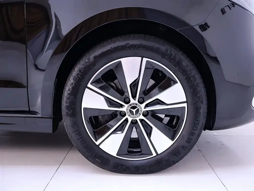 Mercedes-Benz V-Class 2024 из CN, фото 6