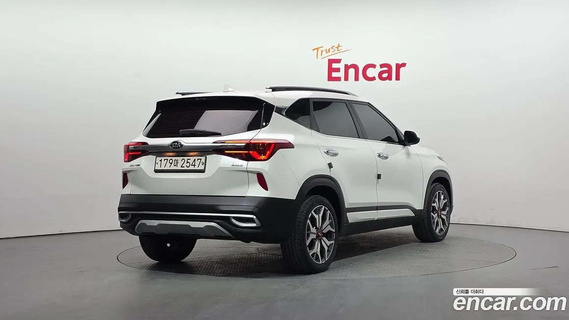 Kia Seltos 2021 из KR, фото 2