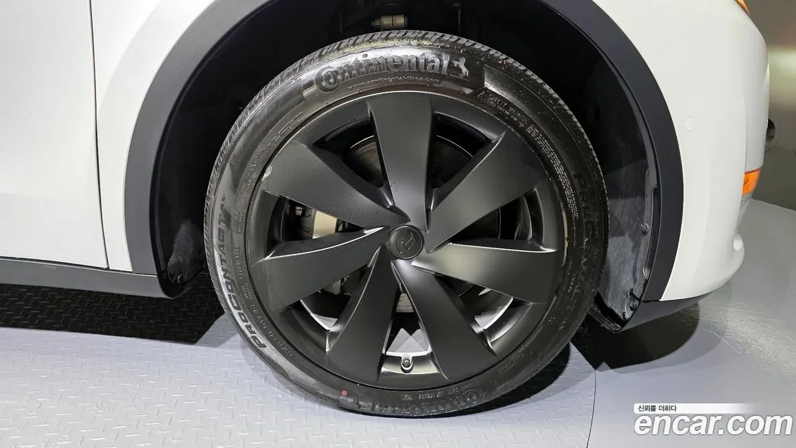 Tesla Model Y 2021 из KR, фото 5