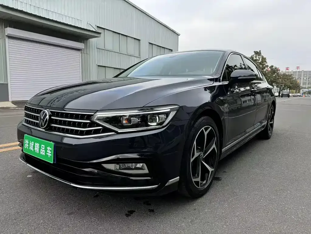Volkswagen Magotan 2022 из CN, фото 1