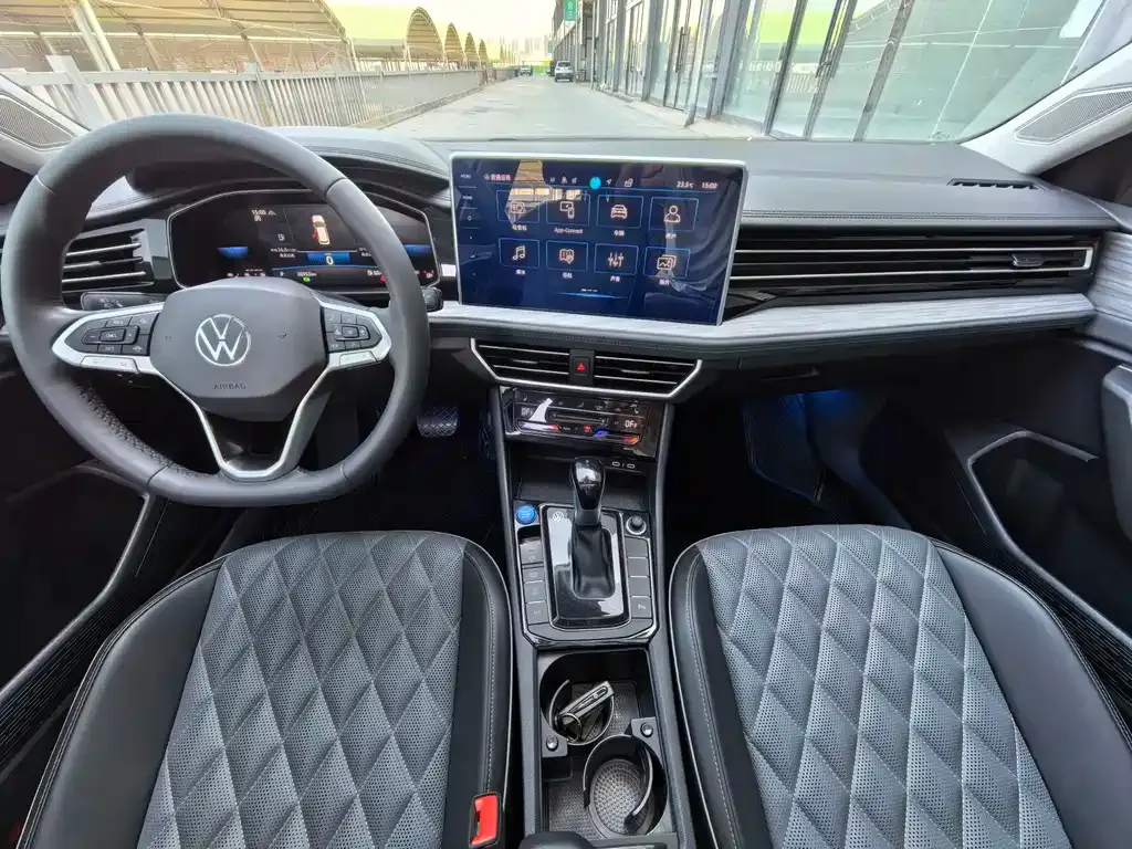Volkswagen Sagitar 2024 из CN, фото 10