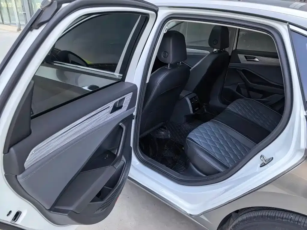 Volkswagen Sagitar 2024 из CN, фото 8