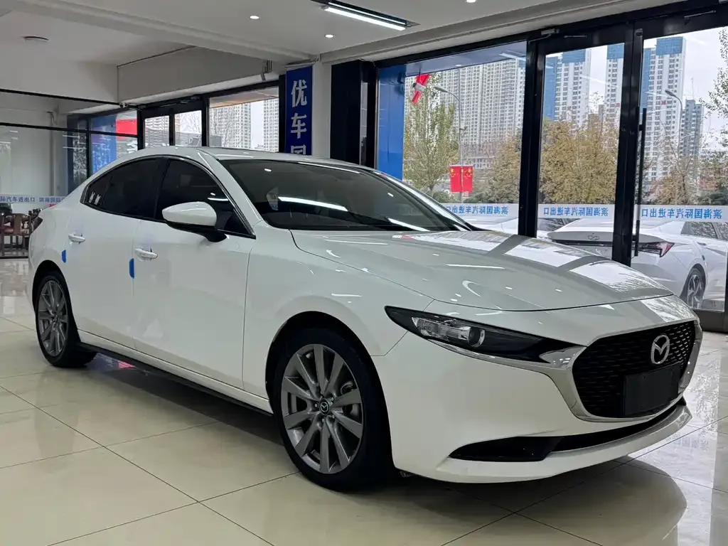 Mazda 3 Axela 2021 из CN, фото 3