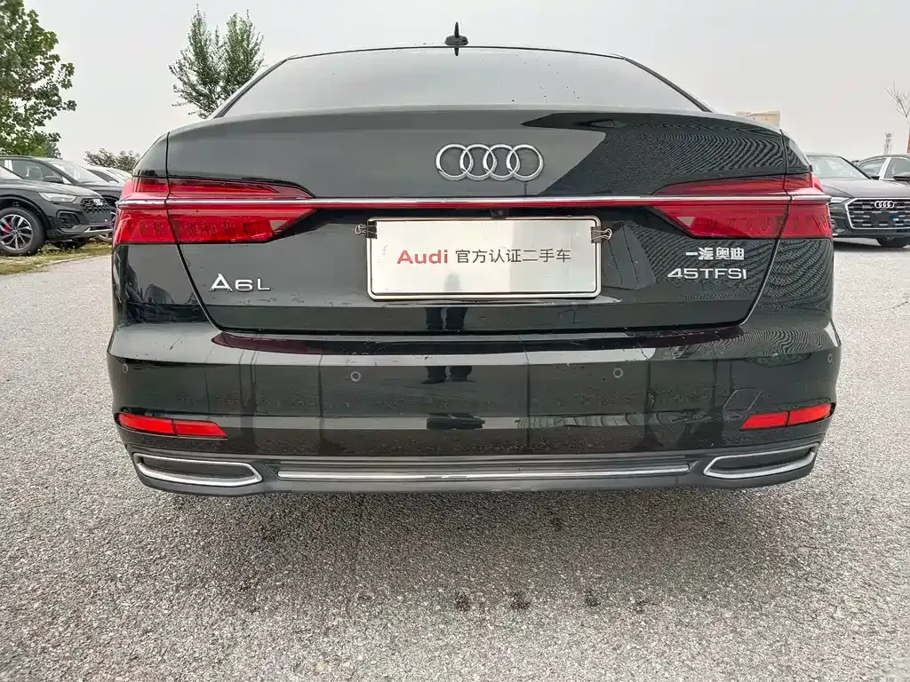Audi A6L — фото 6
