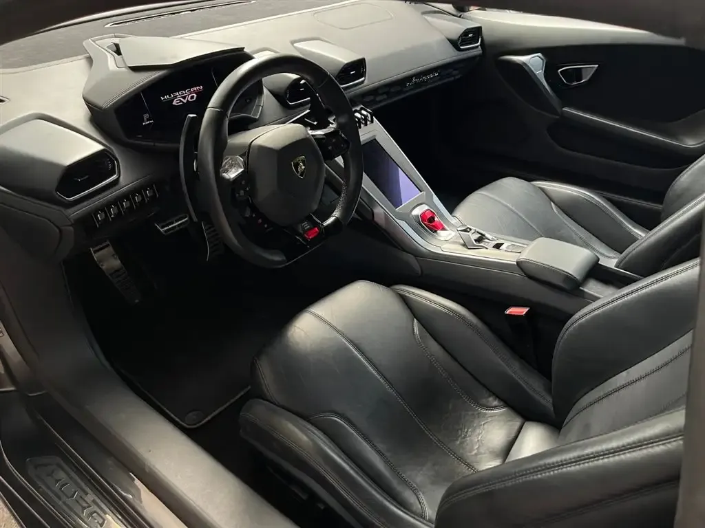 Lamborghini Huracan 2021 из CN, фото 10