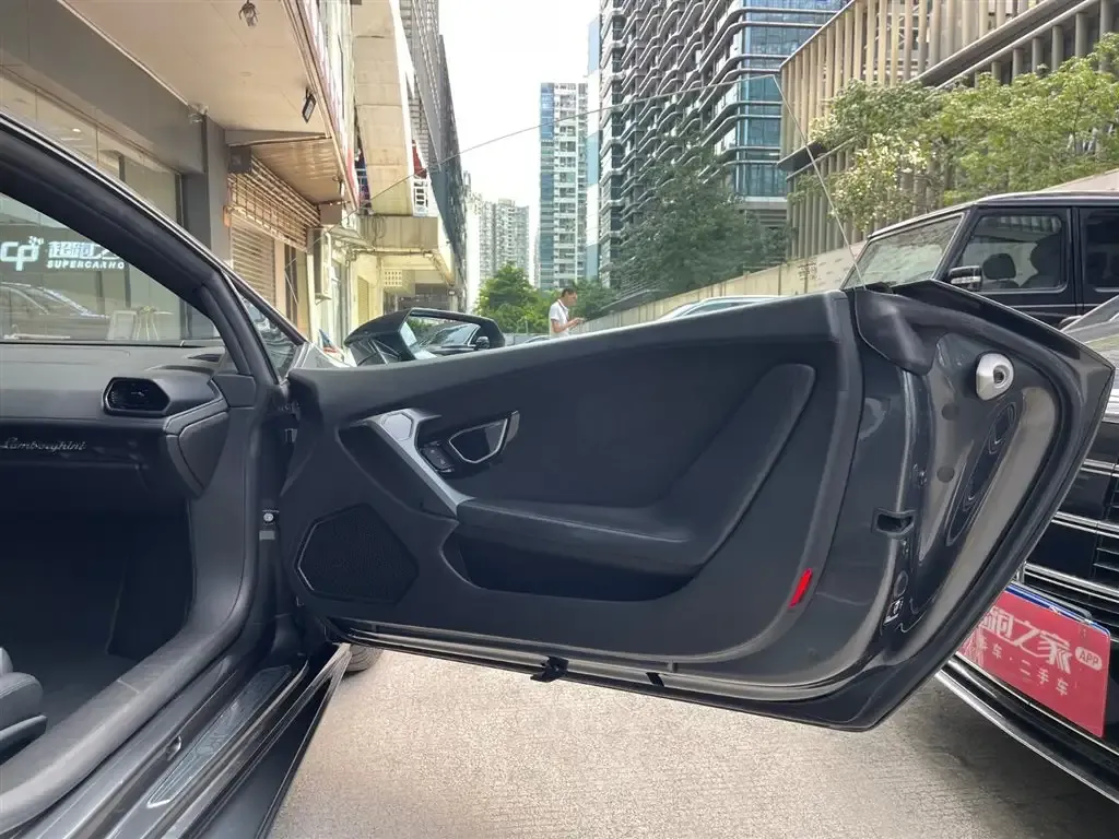 Lamborghini Huracan 2021 из CN, фото 5