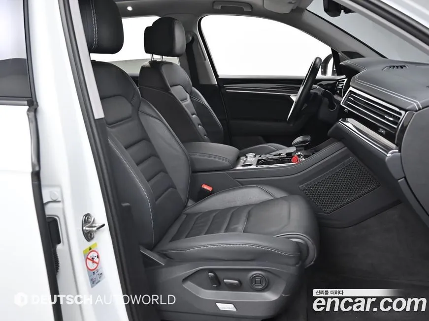 Volkswagen Touareg 2021 из KR, фото 10