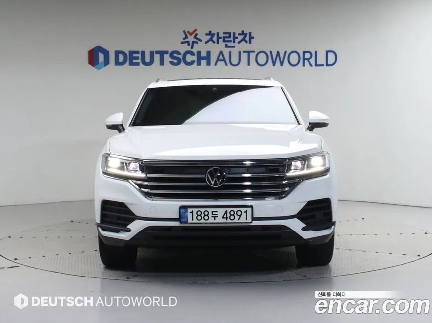 Volkswagen Touareg 2021 из KR, фото 3