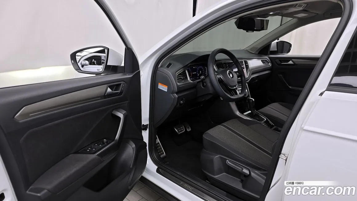 Volkswagen T-Roc 2021 из KR, фото 10