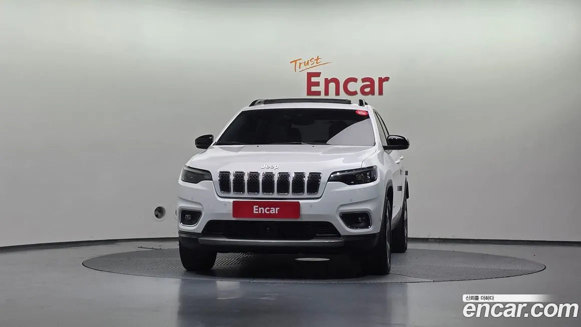 Jeep Cherokee — фото 3