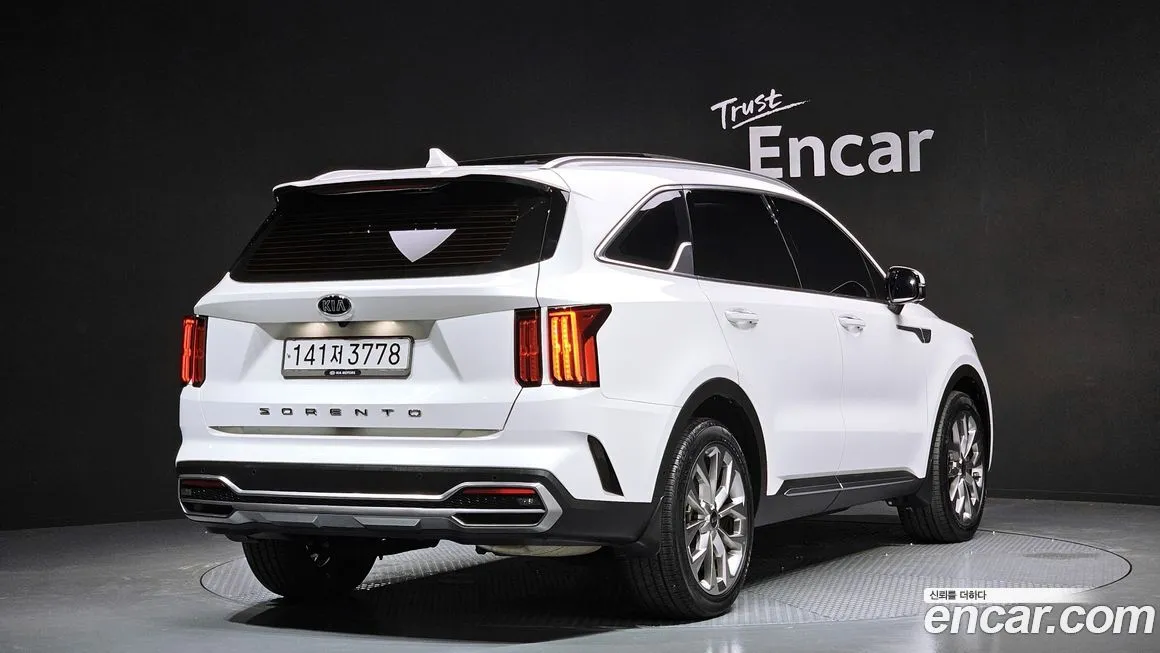 Kia Sorento — фото 2