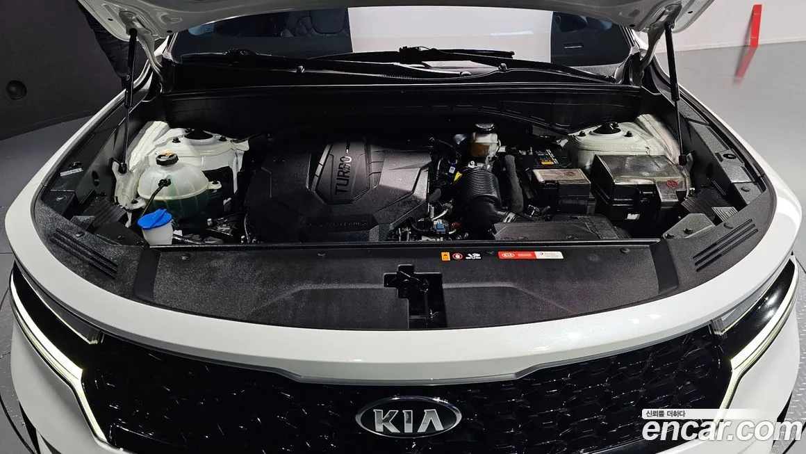 Kia Sorento — фото 6