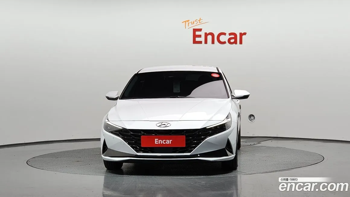 Hyundai AVANTE — фото 3