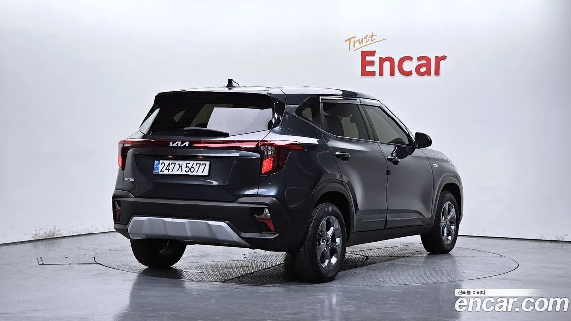 Kia Seltos 2024 из KR, фото 2