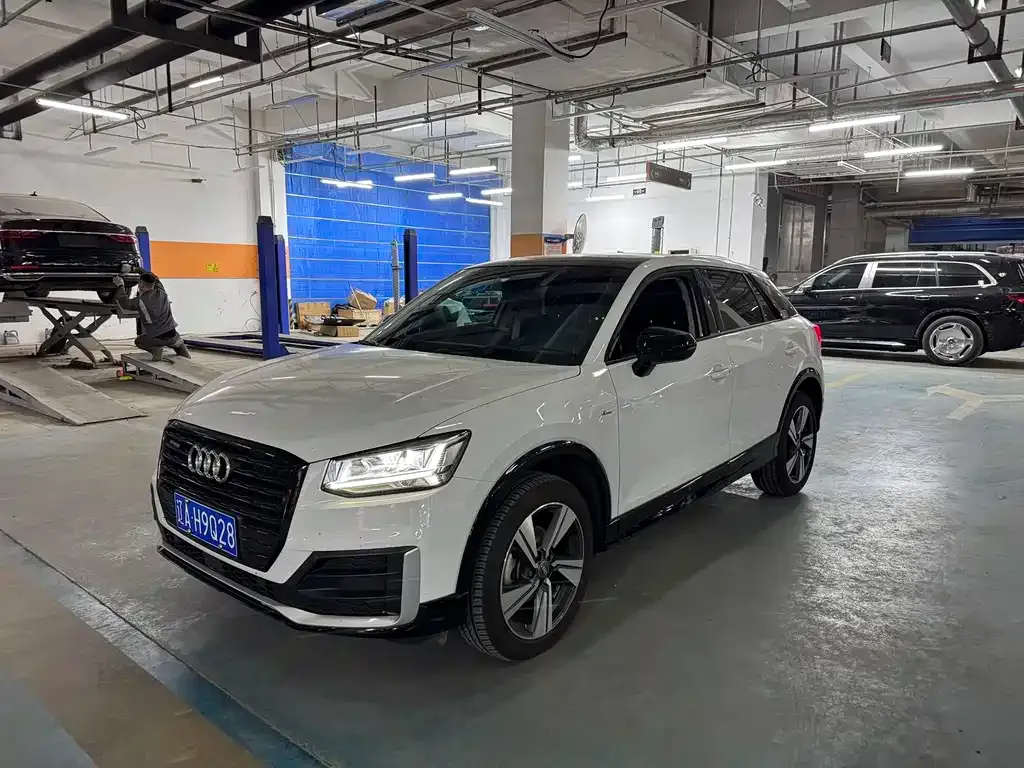 Audi Q2L 2021 из CN, фото 1