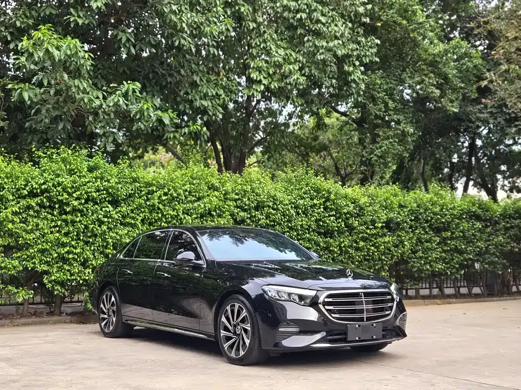 Mercedes-Benz E-Class 2024 из CN, фото 3