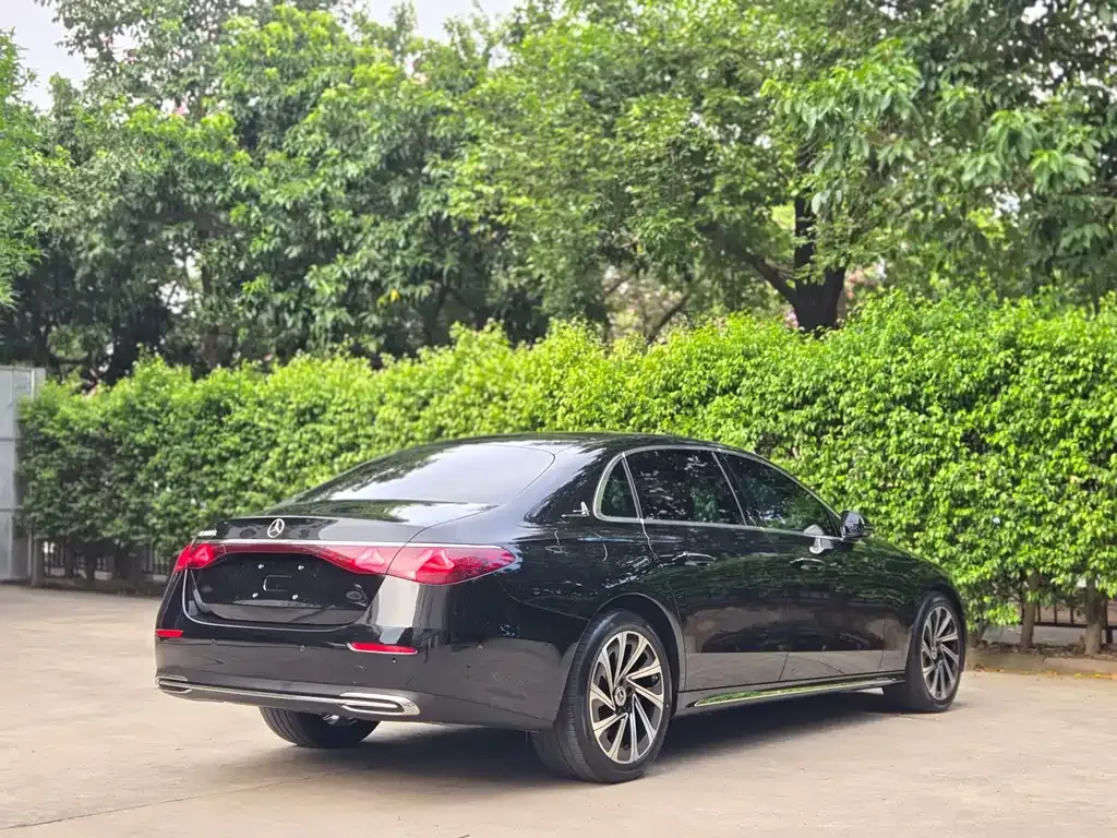 Mercedes-Benz E-Class 2024 из CN, фото 5