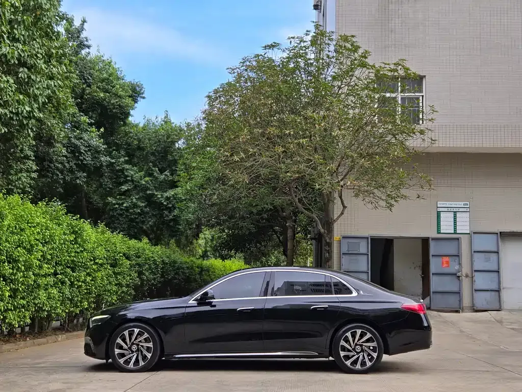 Mercedes-Benz E-Class 2024 из CN, фото 7