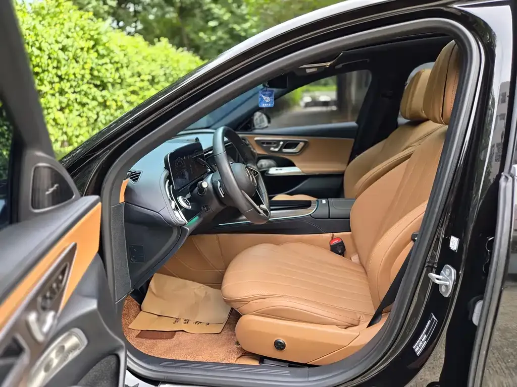 Mercedes-Benz E-Class 2024 из CN, фото 8