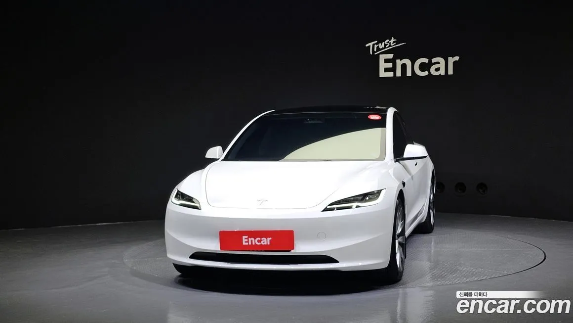 Tesla Model 3 2025 из KR, фото 3