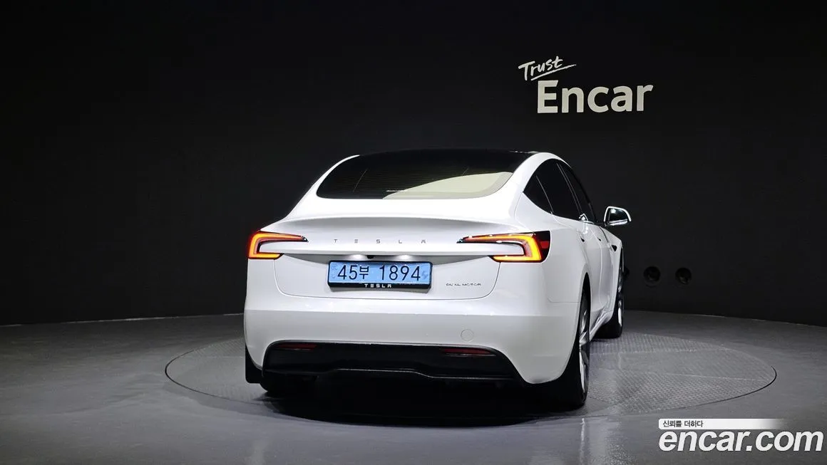 Tesla Model 3 2025 из KR, фото 4