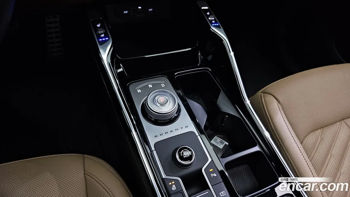 Kia Sorento — фото 9