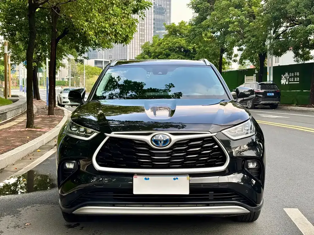Toyota Highlander 2023 из CN, фото 3