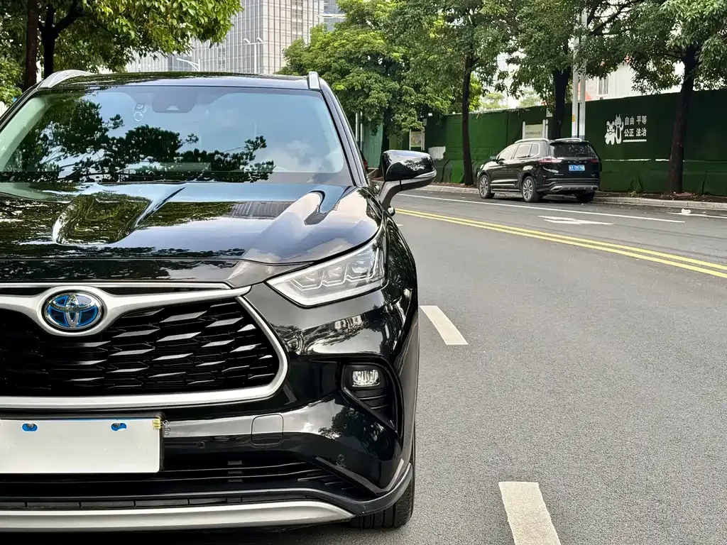 Toyota Highlander 2023 из CN, фото 4
