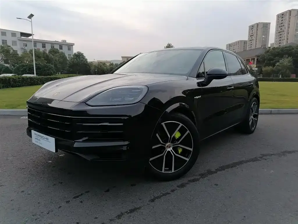 Porsche Cayenne Hybrid — фото 1