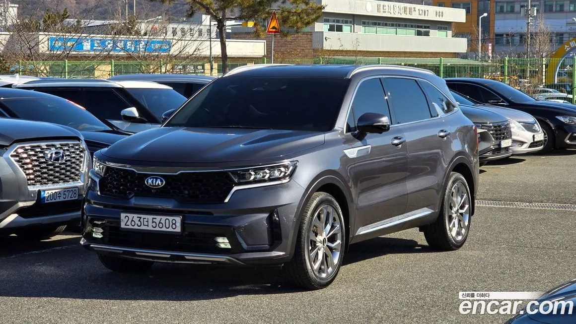 Kia Sorento — фото 1