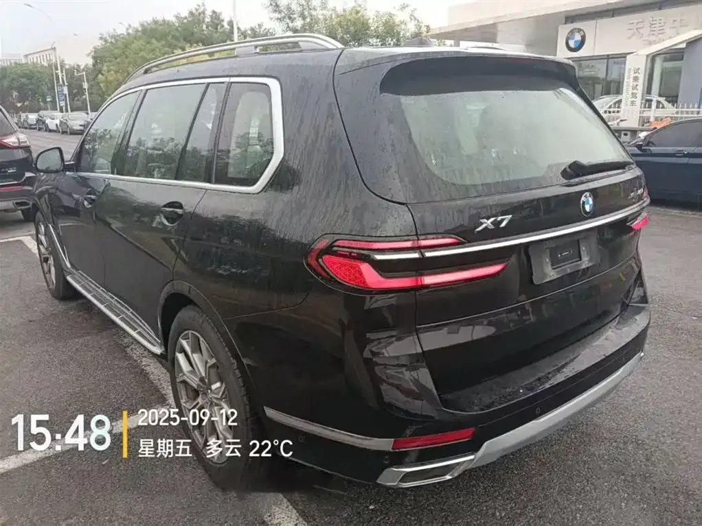 BMW X7 2024 из CN, фото 6