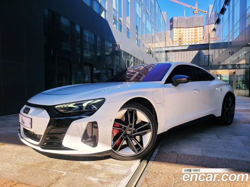 Audi RS e-tron GT 2023 из KR, фото 2