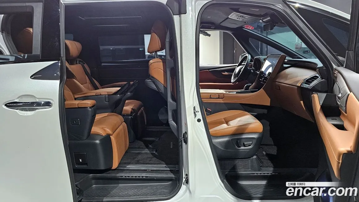 Toyota Alphard 2024 из KR, фото 10