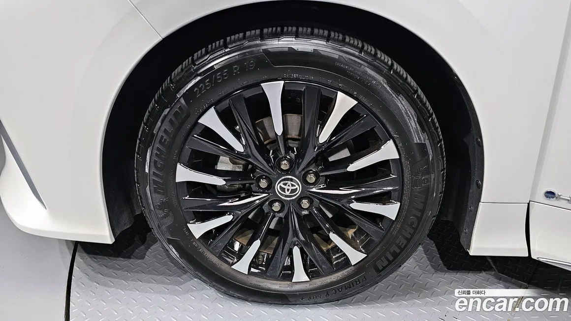 Toyota Alphard 2024 из KR, фото 5