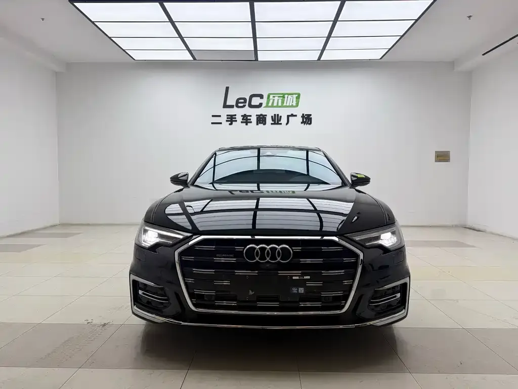 Audi A6L 2024 из CN, фото 2