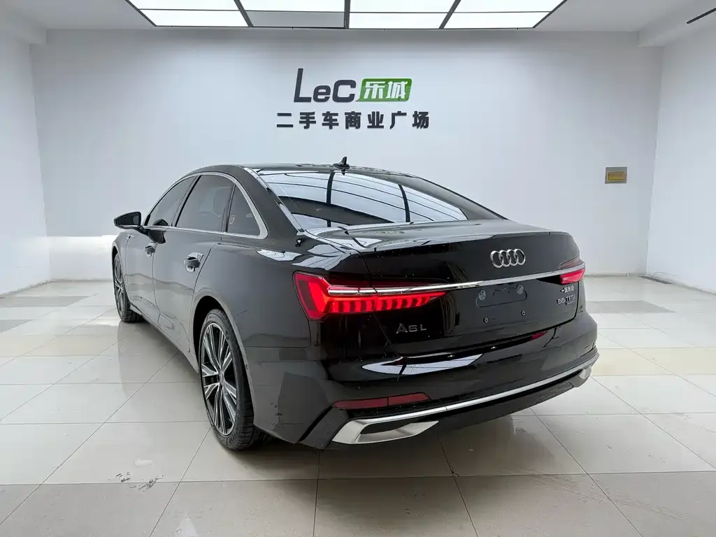 Audi A6L 2024 из CN, фото 6