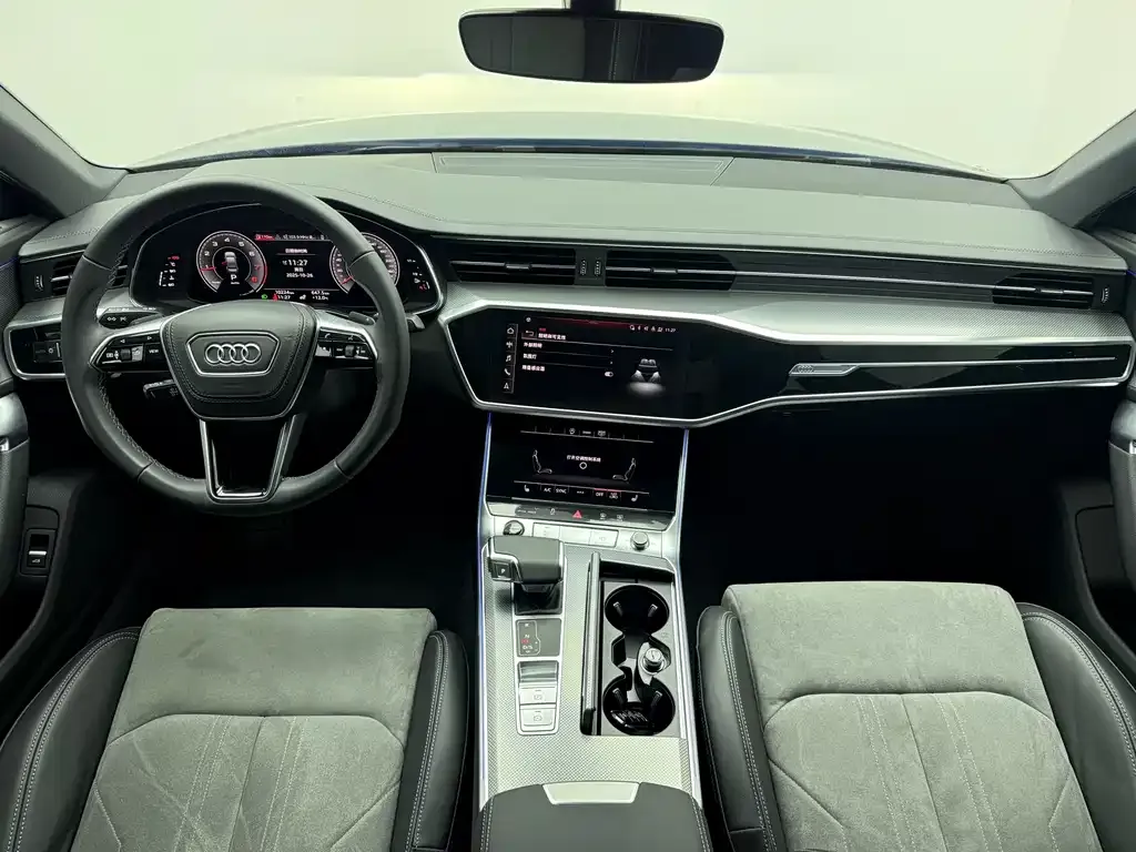 Audi A6L 2024 из CN, фото 8