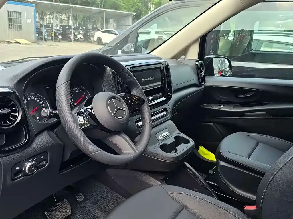 Mercedes-Benz Vito 2025 из CN, фото 2