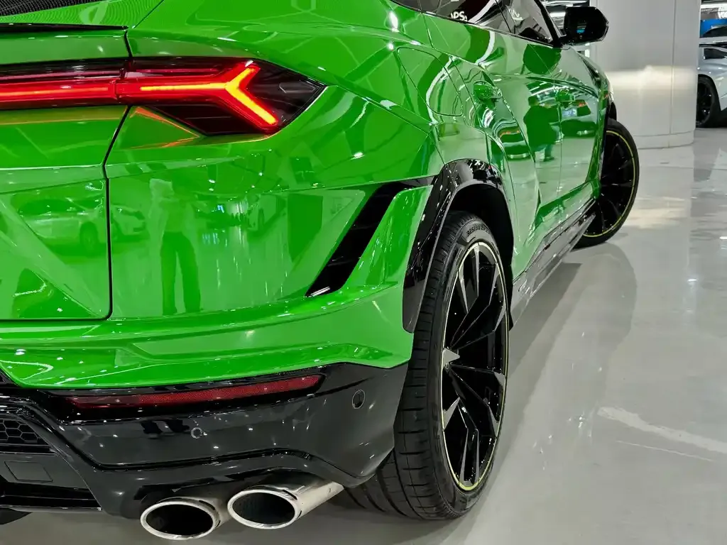 Lamborghini Urus 2023 из CN, фото 6