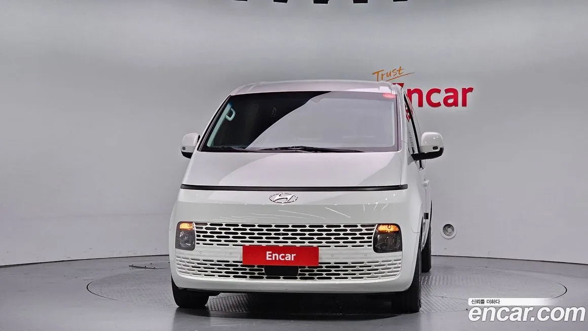 Hyundai Staria 2023 из KR, фото 3