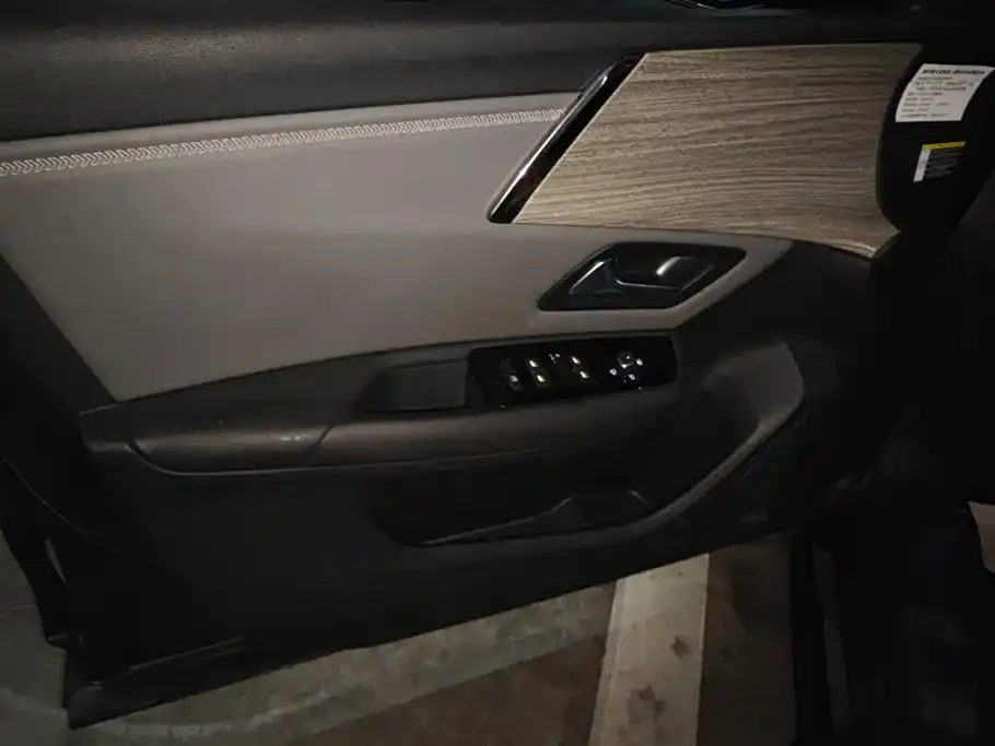 Citroen C5 X 2022 из CN, фото 7