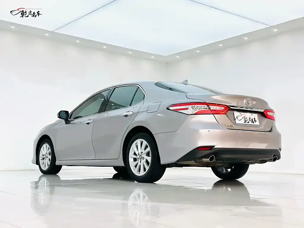 Toyota Camry 2022 из CN, фото 5