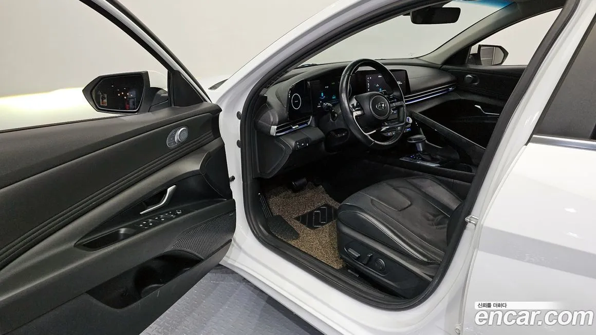 Hyundai AVANTE 2021 из KR, фото 10