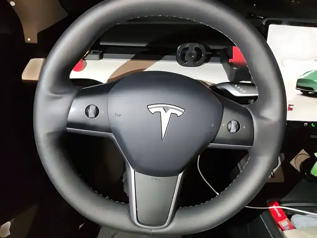 Tesla Model Y 2023 из CN, фото 3