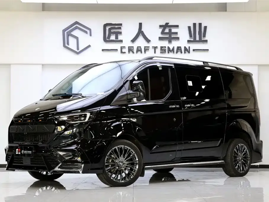 Ford Tourneo — фото 1