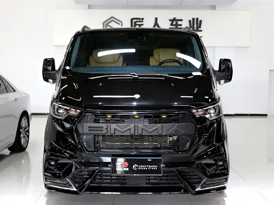 Ford Tourneo — фото 2