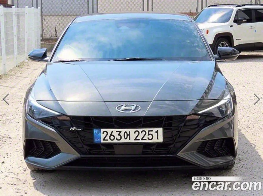 Hyundai AVANTE — фото 1