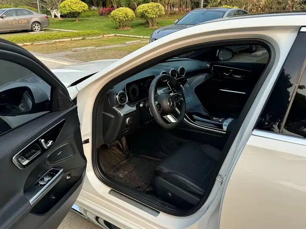 Mercedes-Benz C-Class 2023 из CN, фото 4